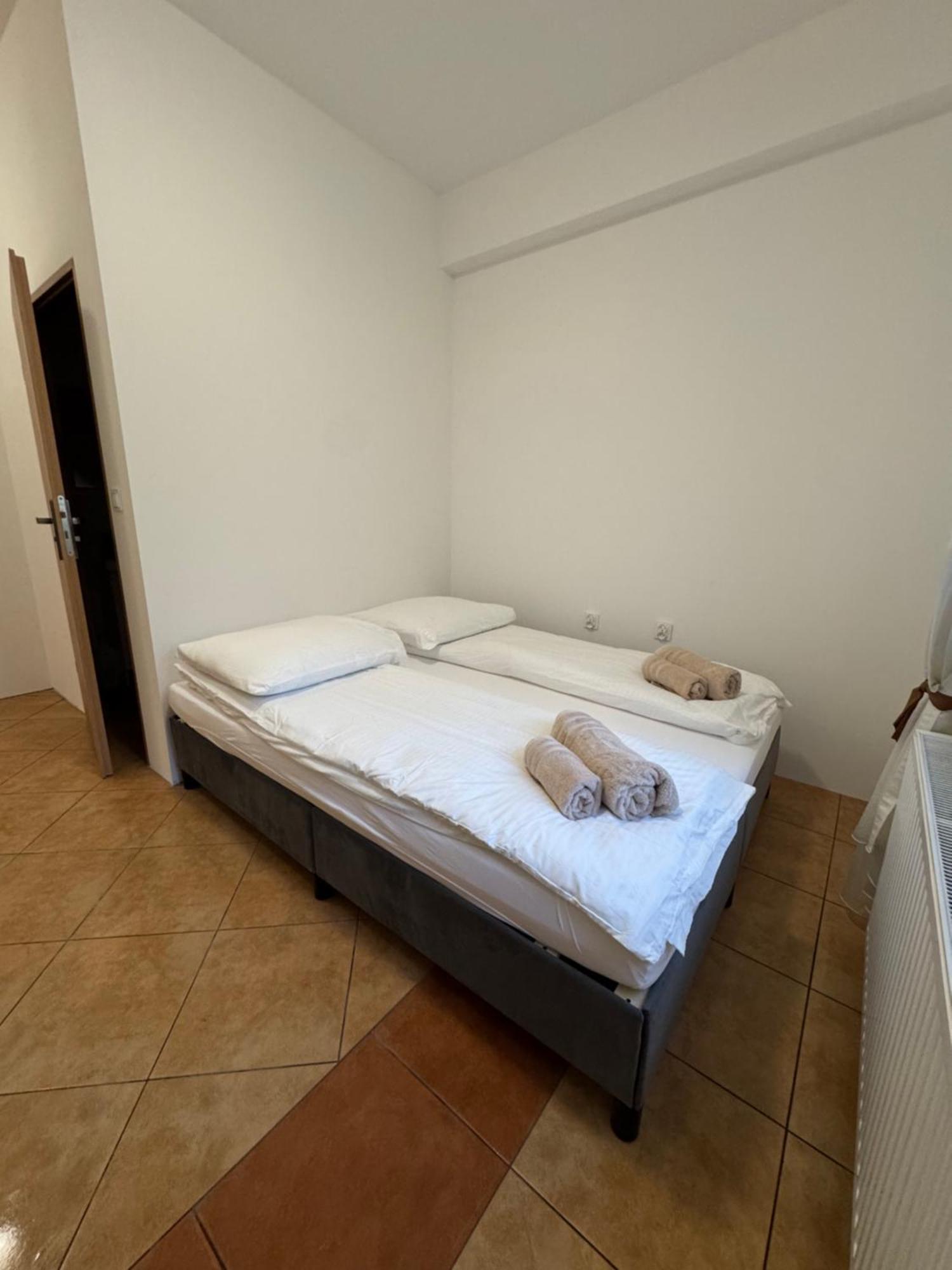 Da Massimiliano Apart otel Wroclaw Dış mekan fotoğraf